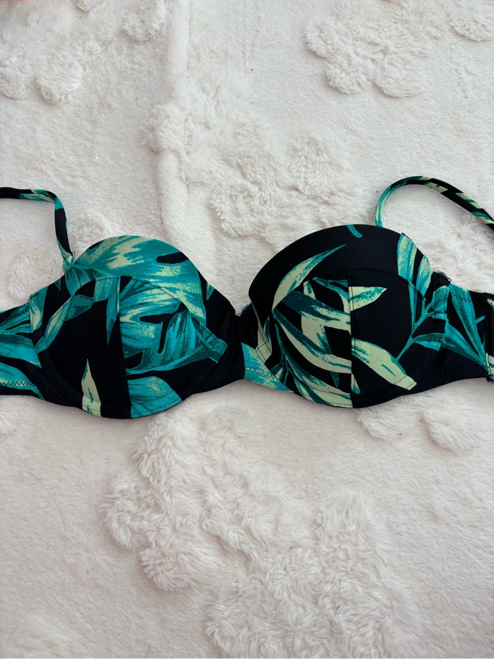 Women’s Green Tropical Underwire Swim Top